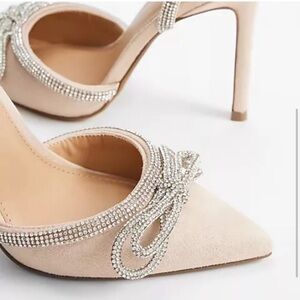 Express rhinestonene